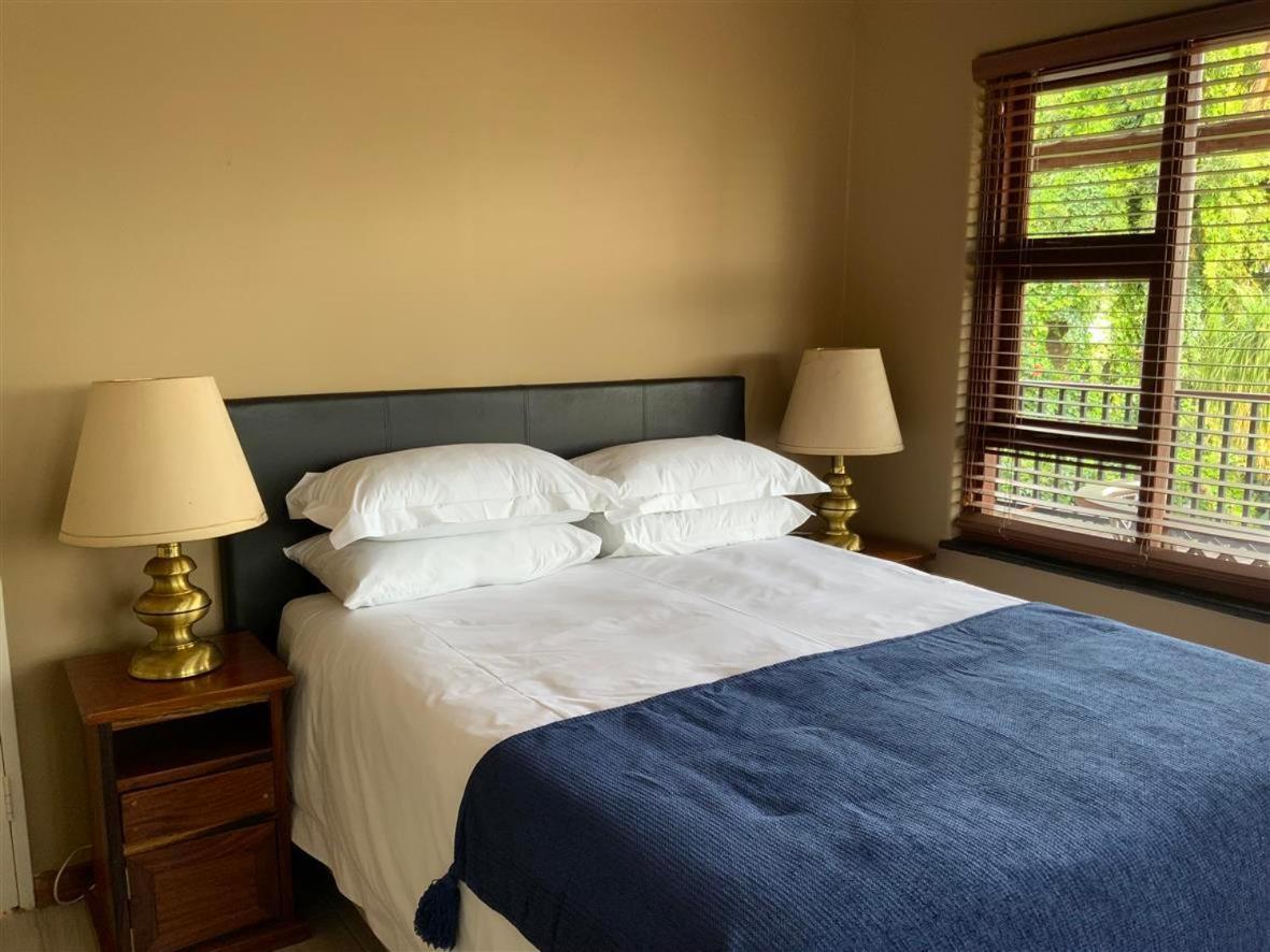 Marina Views Guesthouse 哈特比斯普特 外观 照片